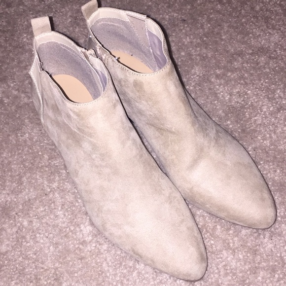 Old Navy Shoes - Tan Old Navy Suede Ankle Booties